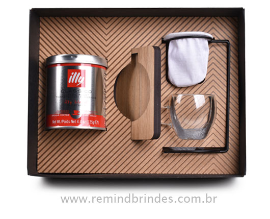 Kit Café Gourmet 4 Peças com Coador de Pano, Xícara, Suporte de MDF e Café Illy