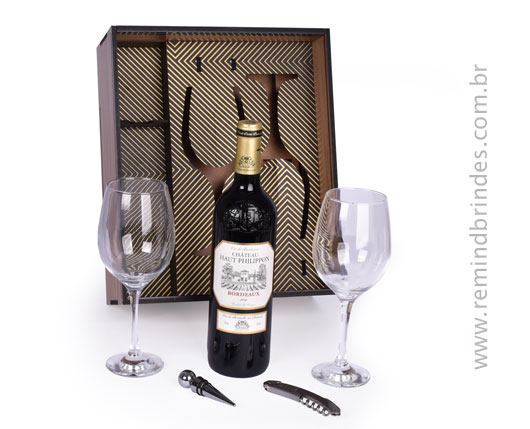 Kit Bebida - Vinho Francês Bordeaux com 1 Saca-Rolhas, 1 Tampa e 2 Taças Premium em Caixa de Madeira