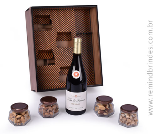 Kit Bebida - Vinho Francês Art de France Merlot com 4 Potes de Especiarias