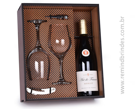 Kit Bebida - Vinho Francês Art de France Merlot com 1 Saca-Rolhas, 1 Tampa e 2 Taças Premium em Caixa de Madeira