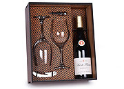 Kit Bebida - Vinho Francês Art de France Merlot com 1 Saca-Rolhas, 1 Tampa e 2 Taças Premium em Caixa de Madeira