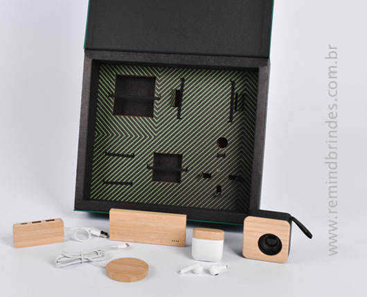 Kit Tecnologia Sustentável Eco 5 Peças em Bambu com Caixa de Som e Power Bank